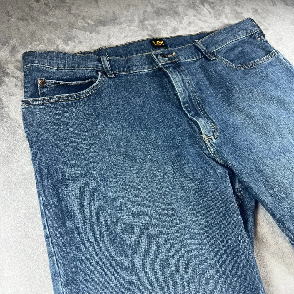 Lee Regular Fit Jeans Mens 42x32‎ Blue Straight Leg Denim Medium Wash Classic